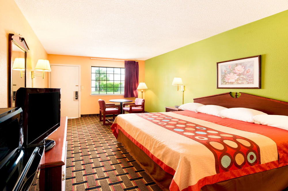 Americas Best Value Inn Darien Exterior photo