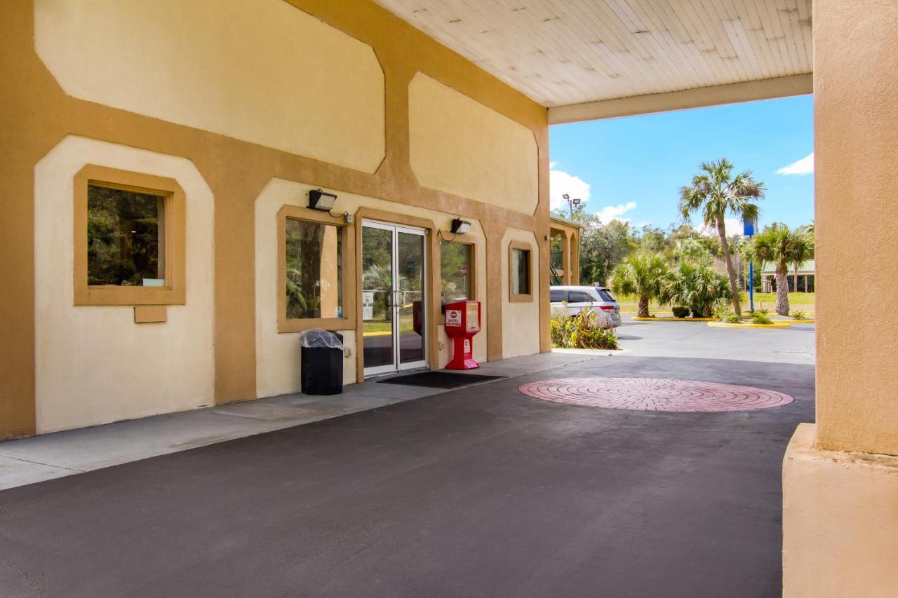 Americas Best Value Inn Darien Exterior photo